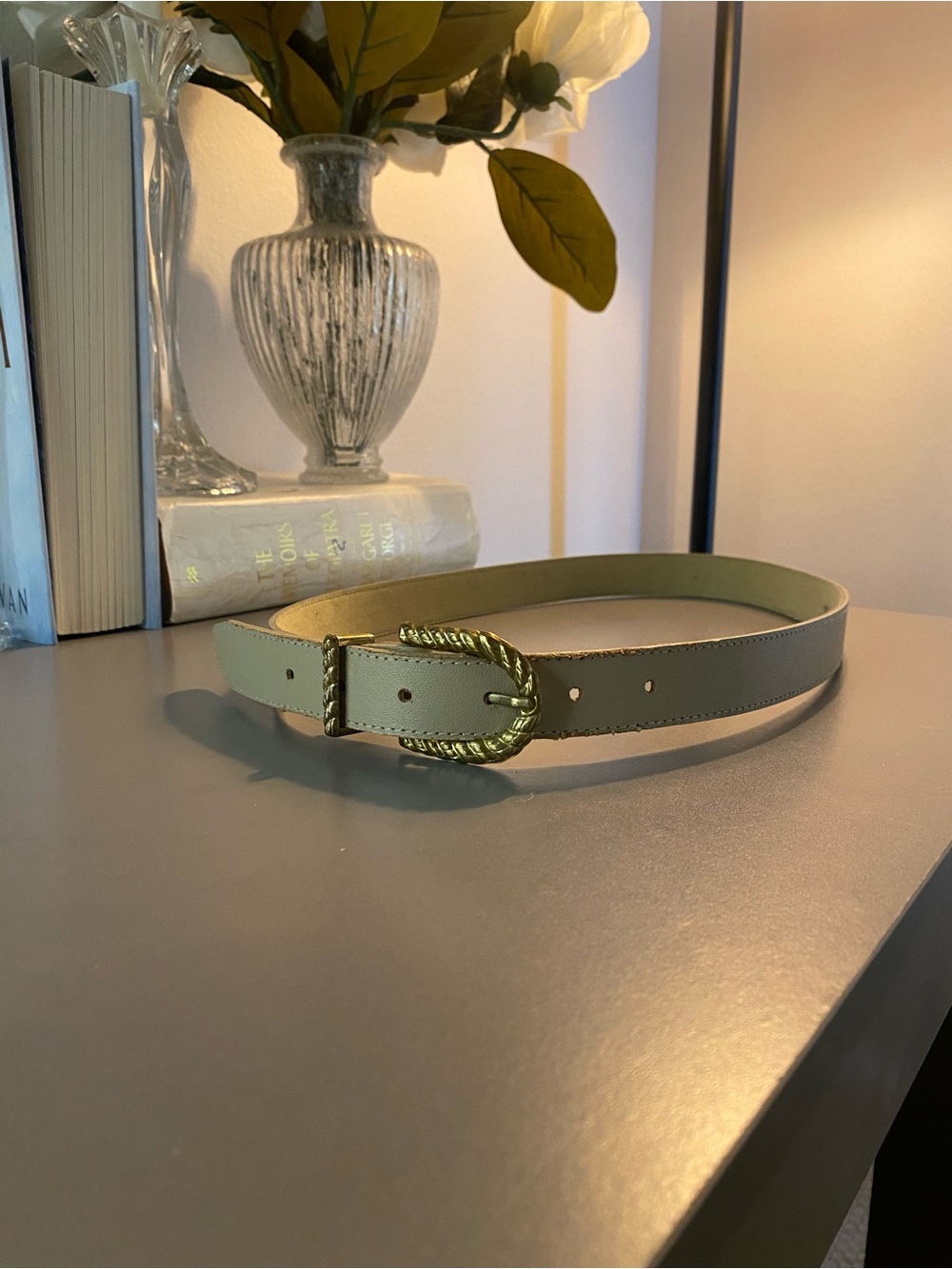 Silvery Cream Neutral toned belt w/gold hardware